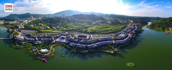 黔·行|看贵州 七秩风华耀苗岭 歌声作答向未来