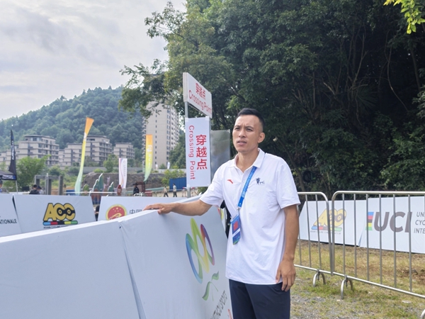 看得见的喀斯特赛道与看不见的国际接轨路:贵州山地自行车的“提速”密码